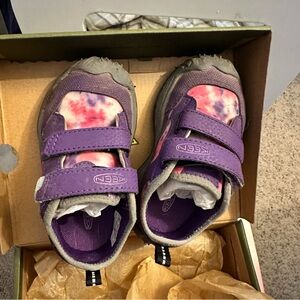 KEEN Toddler Purple Pink Sneakers 6